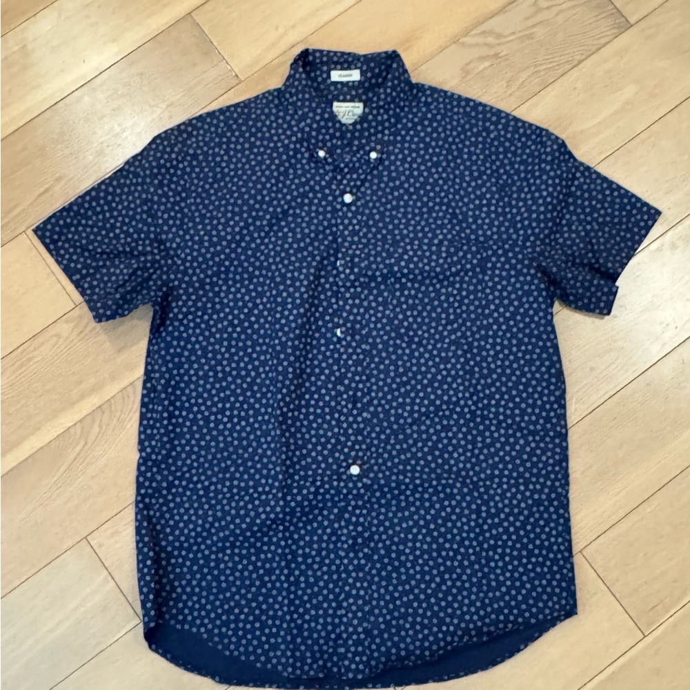 J. Crew Classic Fit Short Sleeve Button Down - M